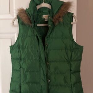 Talbots Emerald Green Outerwear Vest with faux fur hood. EUC SZ M